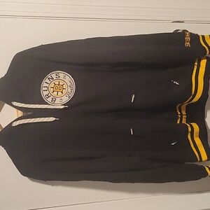 Boston bruins sweatshirt
